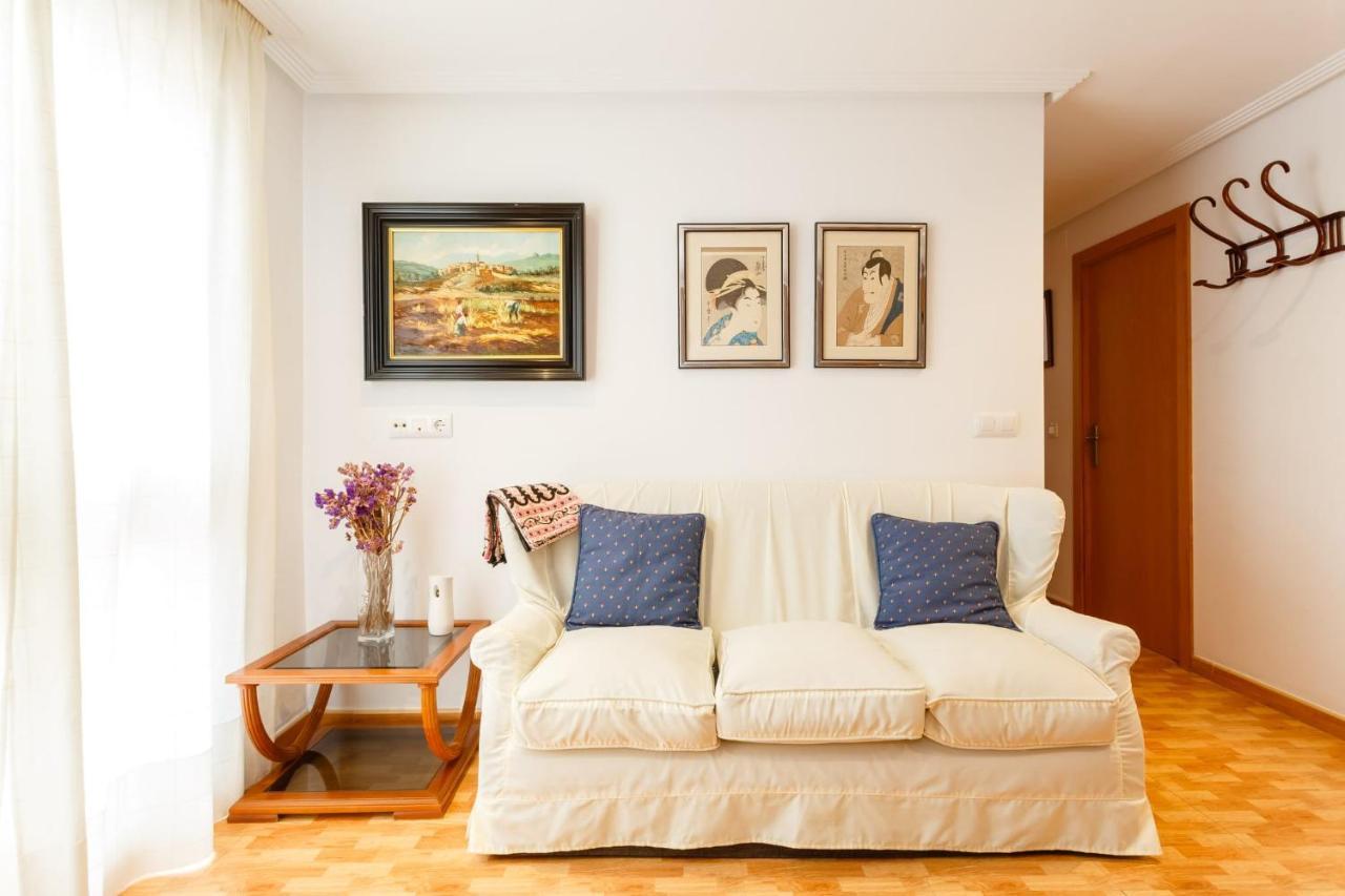 Gatu Villa Elvira Junto Al Hospital Y Playa 2 Dormit Y 2 Banos, Preferente Mayores De 25 Anos Y Familias Кадис Экстерьер фото